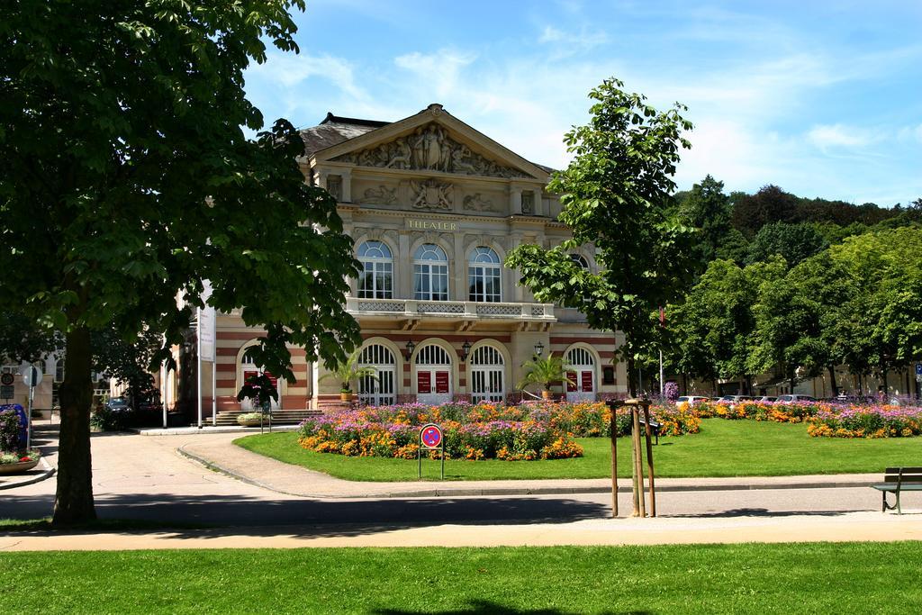 Apparthaus Pfeifer Baden-Baden Bagian luar foto
