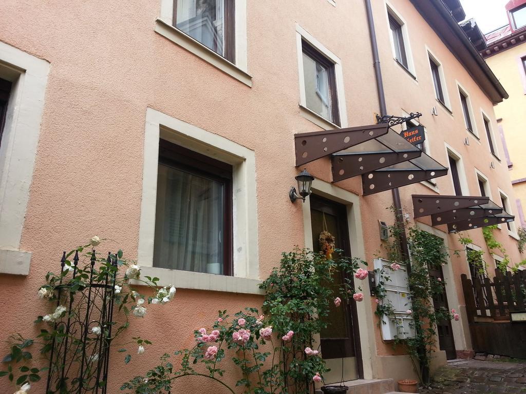 Apparthaus Pfeifer Baden-Baden Bagian luar foto